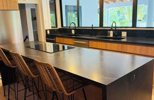 Ludlam Other | Perfect getaway for Thanksgiving weekend, home with full kitchen