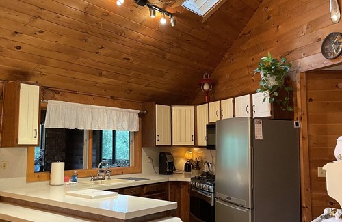 Greentown House | Perfect getaway from your daily routine!