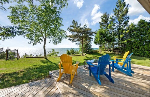 Dashwood Cottage | Perfect getaway on the shores of Lake Huron