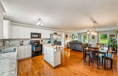 Joppa House | Perfect Guntersville Retreat Near Tennessee River!