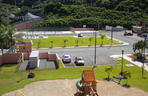 Bajura Apartment | Perfect Location, Excellent set up, walk to the beach and Fisherman Village