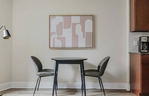 Mount Vernon Triangle Apartment | Perfect Mt Vernon 1BR w/Gym, Pool & Security, near Metro, by Blueground