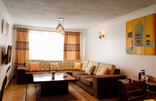 Hospital Apartment | Perfect Palm Condos-J12