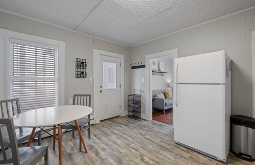 Rimmon Heights Apartment | Perfect Size For Short & Mid Term Stays