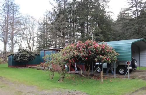 Cloverdale House | Perfect StayCation Spot Pacific City&Pet Friendly!