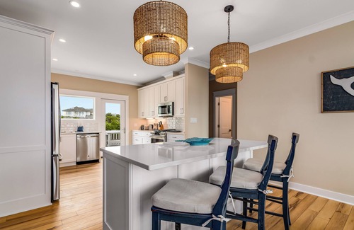 South Beach House | Perfect views of South Beach and Sunsets on Bald Head Island! Recently renovated!