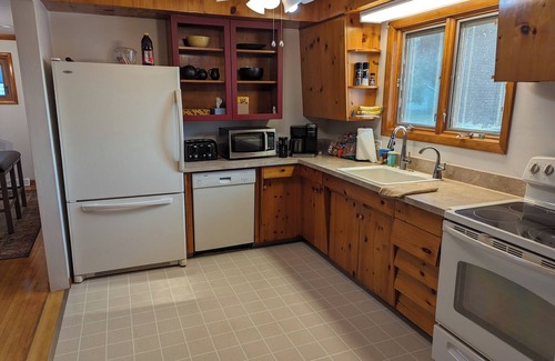 Oshkosh House | Perfect Waterfront Retreat Destination on Lake Winnebago