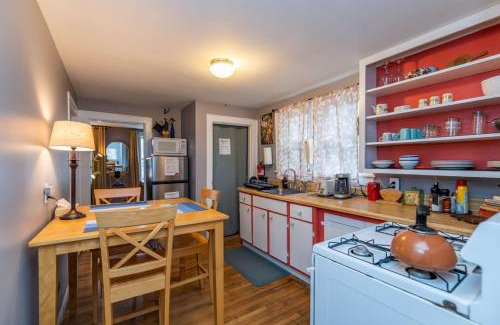 Old North End Apartment | Perfectly Located Private Apartment