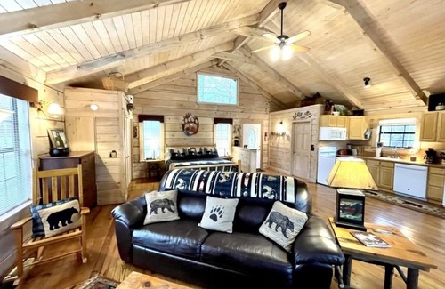 Tellico Plains Cabin | Perfectly private! Hot tub, king sized bed, grill, washer/dryer, and motorcycle friendly! Studio Cabin by RedAwning