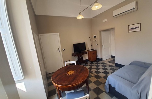 Monopoli House | Period house in the murattiano suburb- CIS: BA07203091000021052