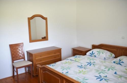 Canton 10 Apartment | Perisa