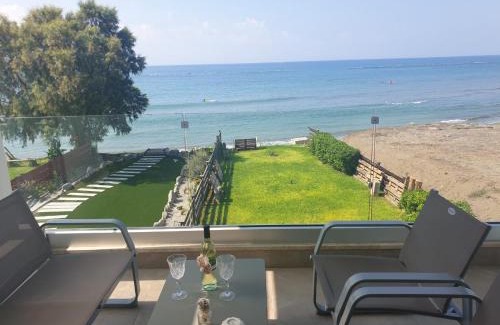Pervolia Apartment | Periyiali Beach Sunset Suite A7