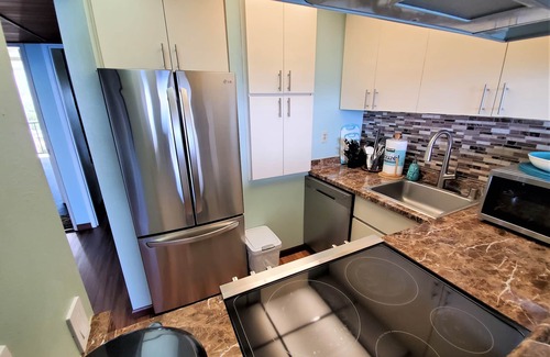 Makaha Condo | Permitted Hawaiian Princess - High floor, amazing view, ocean, turtles, sunsets