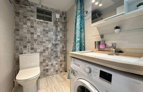 Cuatro Caminos Apartment | Peron Studio 8