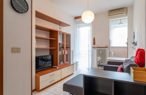 Cenisia Apartment | Perrero4 by Happyhostorino