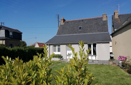 Perros-Guirec House | Perros Guirec, near town center and beaches, detached house with garden.