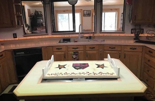 Clawson House | Pert-Nere-A-Ranch Hot Tub Teton Views Getaway!