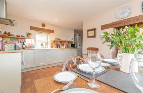 Brynrefail House | Perthi-Uchaf