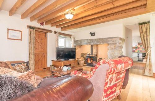 Brynrefail House | Perthi-Uchaf