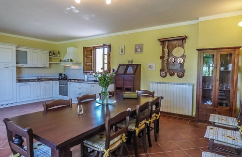 SantʼAndrea di Compito Villa | Pescheto - private pool villa, aircon, WiFi, Lucca