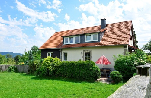 Stormbruch House | Pet-friendly mansion in the Hochsauerland region with garden and terrace