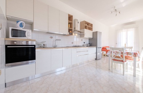 Santa Teresa di Riva House | Pet-Friendly 'Holiday Home Santa Teresa Di Riva' with Sea View