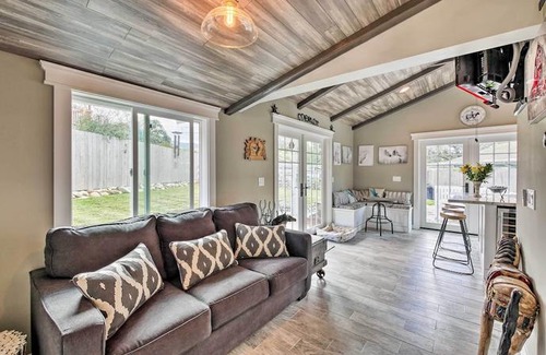 Trabuco Canyon Cottage | Pet-Friendly Trabuco Canyon Cottage with Yard!