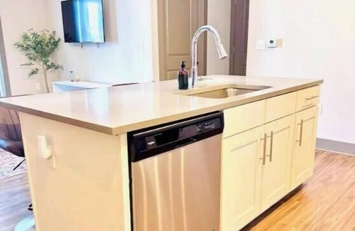 Florida Central Atlantic Coast Apartment | Pet-Friendly, 15 Min to Parks, King Bed, Amenities
