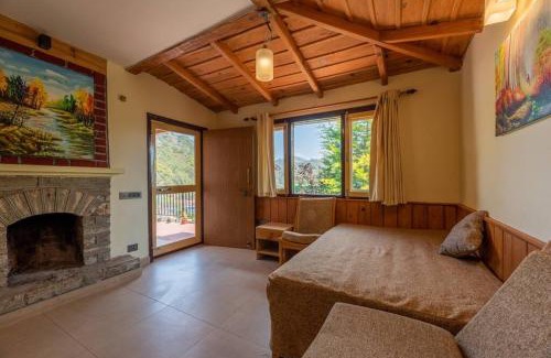 Kasiyalekh House | Pet-Friendly 2BR cottage w mountain view C4