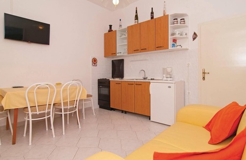 Supetar Apartment | Pet friendly apartment in Supetar