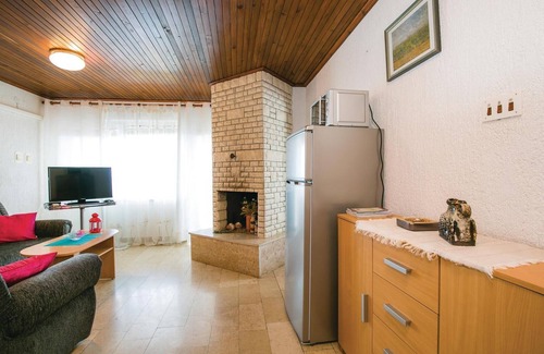 Ravni Apartment | Pet friendly apartment in Labin