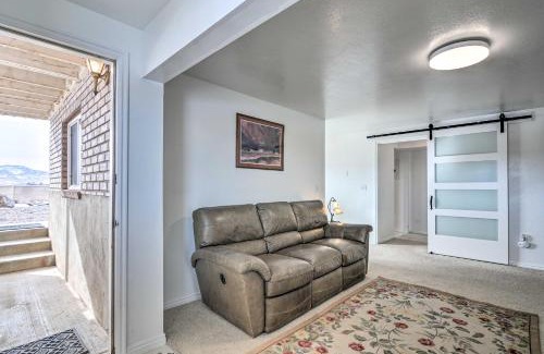 Sevier County House | Pet-Friendly Aurora House with Mountain Views!