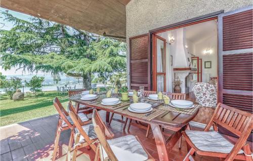 Montopoli di Sabina House | Pet Friendly Home In Montopoli Di Sabina Ri