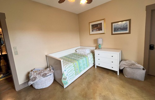 Apache Shores House | Pet Friendly Hill country home with urban conveniences