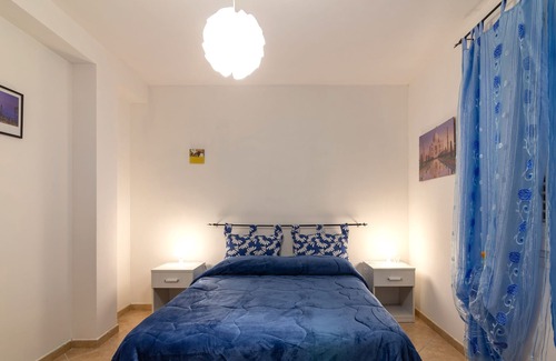 Custonaci House | Pet-Friendly Holiday Home "Villa Alyssa" with Sea View & Garden