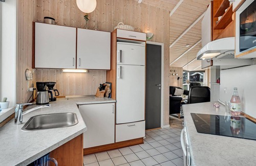 Bjerregard Strand House | Pet friendly home in Hvide Sande