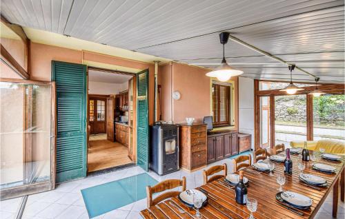 Testana House | Pet Friendly Home In Testana With Wifi