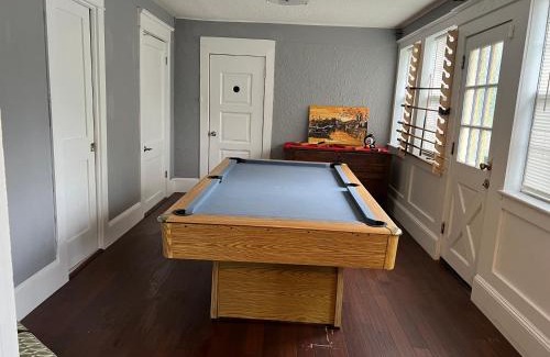 Springfield Villa | Pet friendly home in Historic Springfield near TIAA