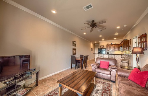 Gruene Condo | Pet Friendly in Historic Gruene, TX! Walk to shops, dining and Gruene Hall!