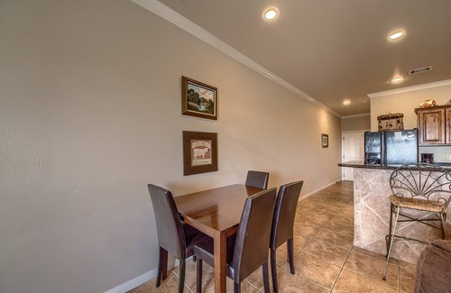 Gruene Condo | Pet Friendly in Historic Gruene, TX! Walk to shops, dining and Gruene Hall!