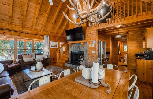 Hidden Lake Cabin | Pet-Friendly-Lakefront Cabin w/Amazing Views-Hot Tub