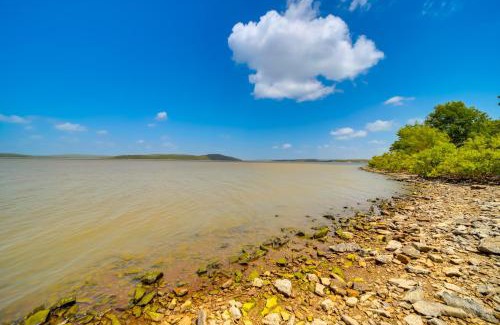 Blocker House | Pet-Friendly McAlester Home with Lake Eufaula Access