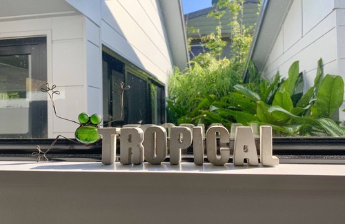 Wongaling Beach House | Pet friendly stay for couples close to the beach