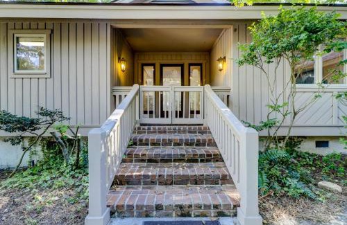 Sea Pines House | Pet friendly - Upscale Renovations & Decor - Private Pool - 2 St Andrews Place