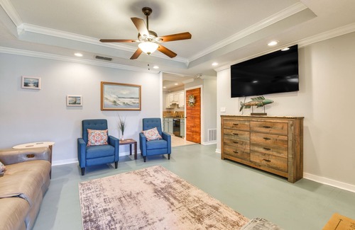 Fort Walton Beach House | Pet-Friendly Fort Walton Beach Home: 4 Mi to Ocean