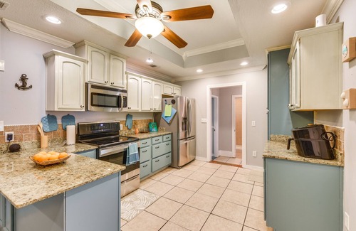 Fort Walton Beach House | Pet-Friendly Fort Walton Beach Home: 4 Mi to Ocean