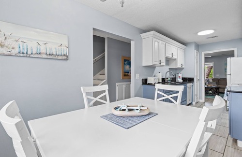 Biltmore Beach Condo | Pet-friendly gem steps from the beach! Beautiful garden, & balcony!