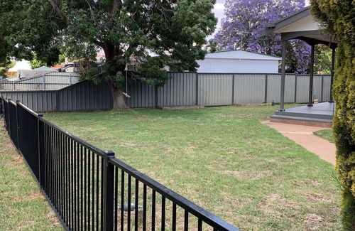 Gol Gol House | Pet friendly, walking distance to the magnificent Murray River