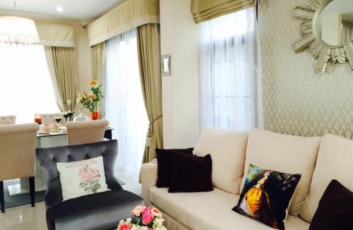 Kamphaeng Phet Apartment | Peters Villa