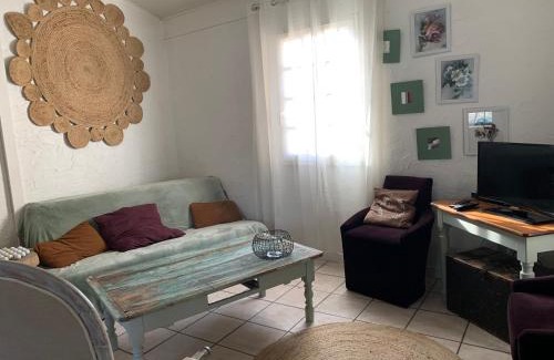 Monteleger Apartment | Petit appart